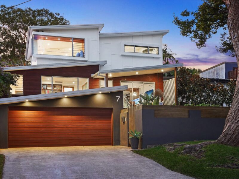 Front view of a house in Allambie Heights | Buyers Agents Northern Beaches